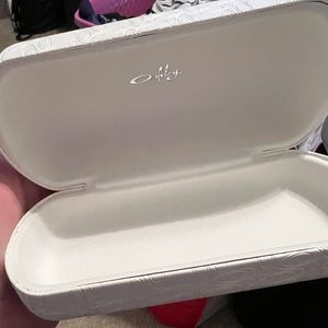 Oakley Sunglasses/Glasses Case Hard White